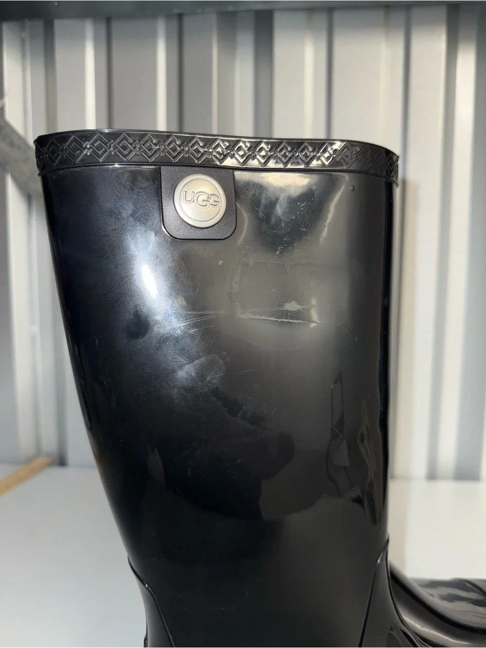 UGG women black